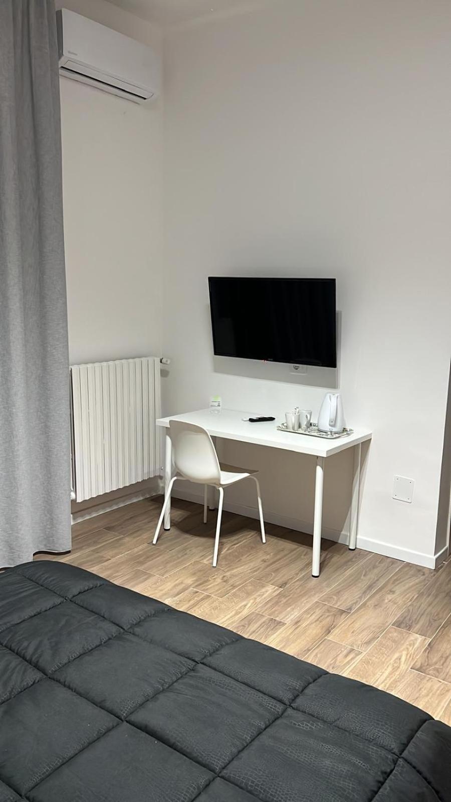 Business Home Piazza Cesare Battisti B&B Residence フォッジア エクステリア 写真