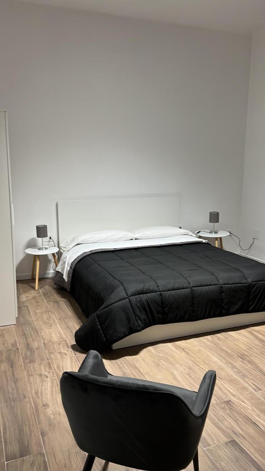 Business Home Piazza Cesare Battisti B&B Residence フォッジア エクステリア 写真